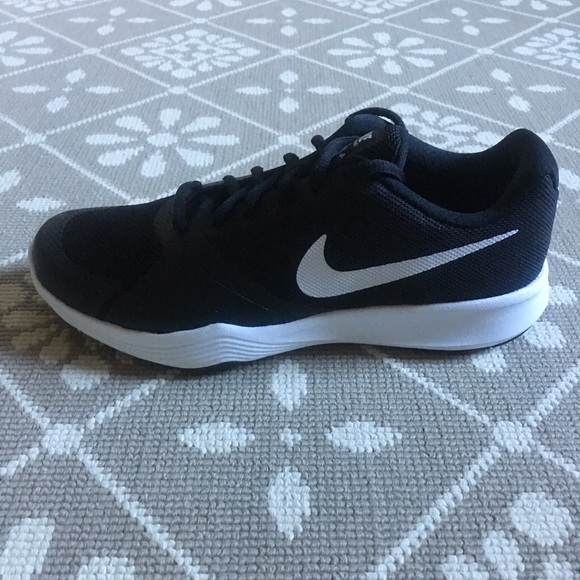 Nike Shoes - NEW Nike women’s city training shoes
